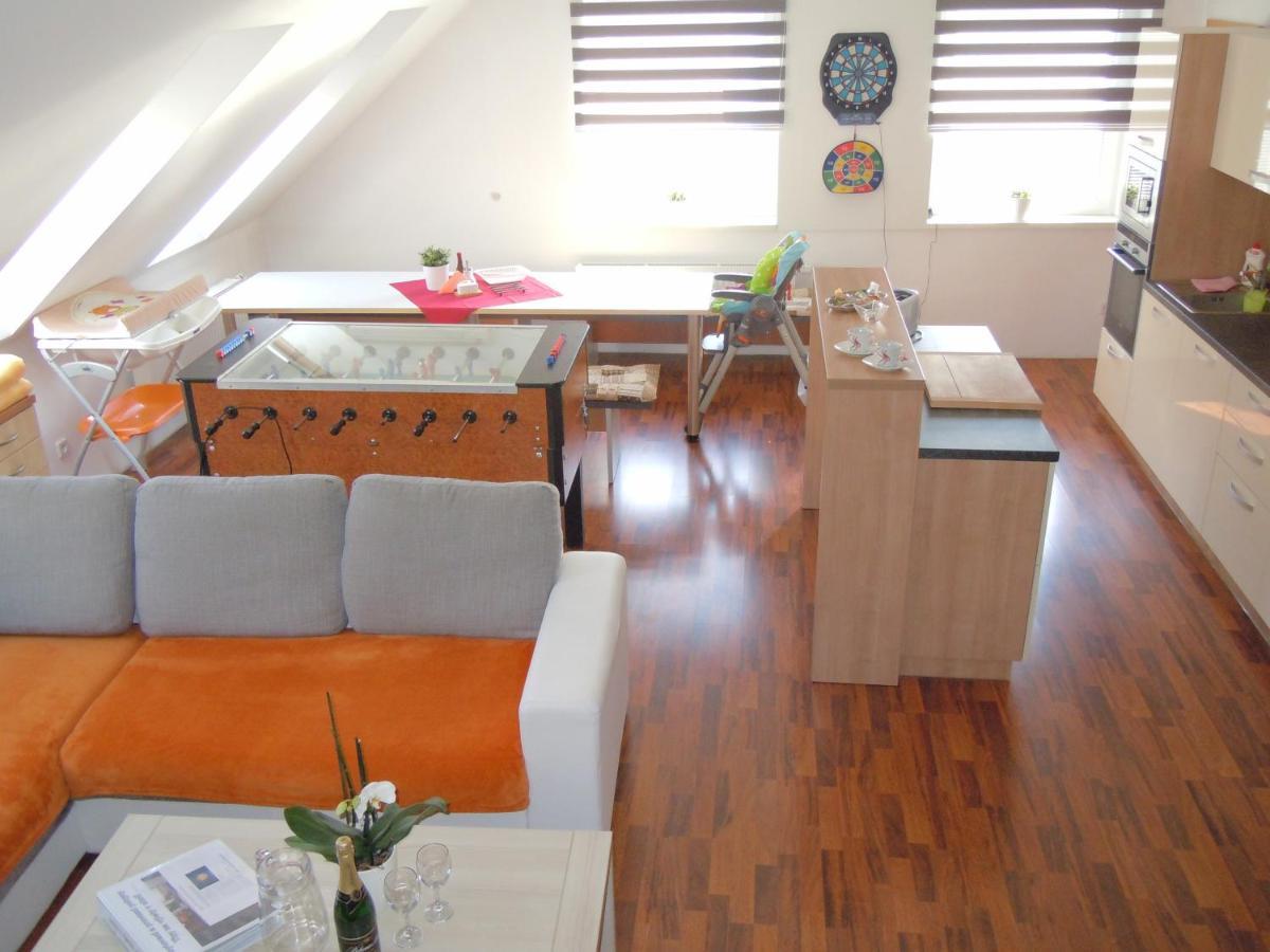 Apartment Wellness Vlckova Exterior foto